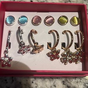 Kids bundle of earrings NIB!  blue , pink, Green, silver, Gold plated.